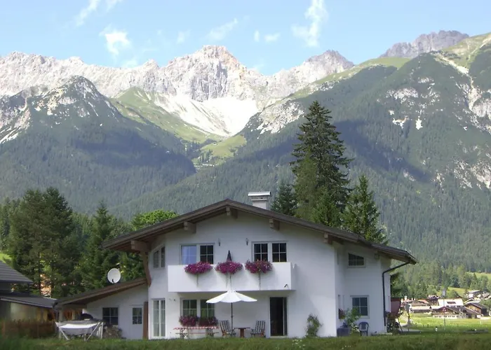 贝拉门特斯公寓 * 洛伊塔施