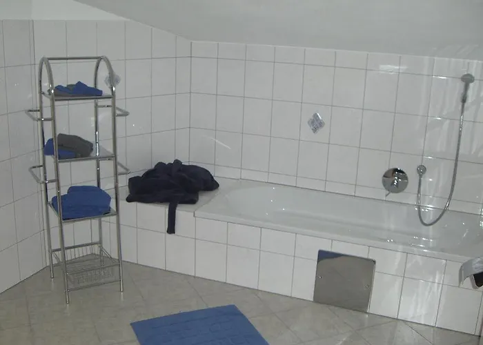 贝拉门特斯公寓 洛伊塔施