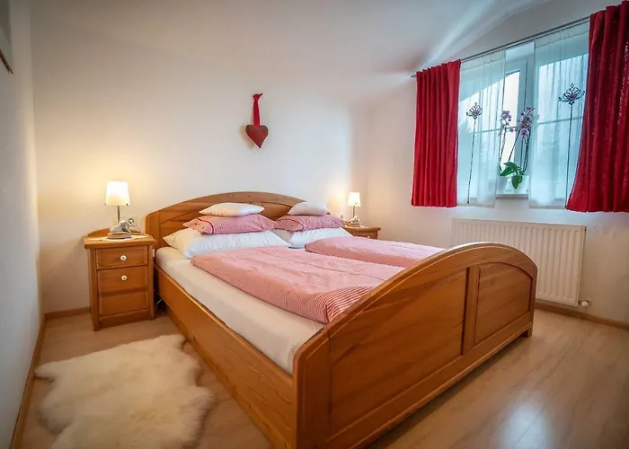 贝拉门特斯公寓 *