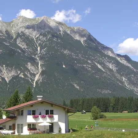 Bellamontes Apartamento *